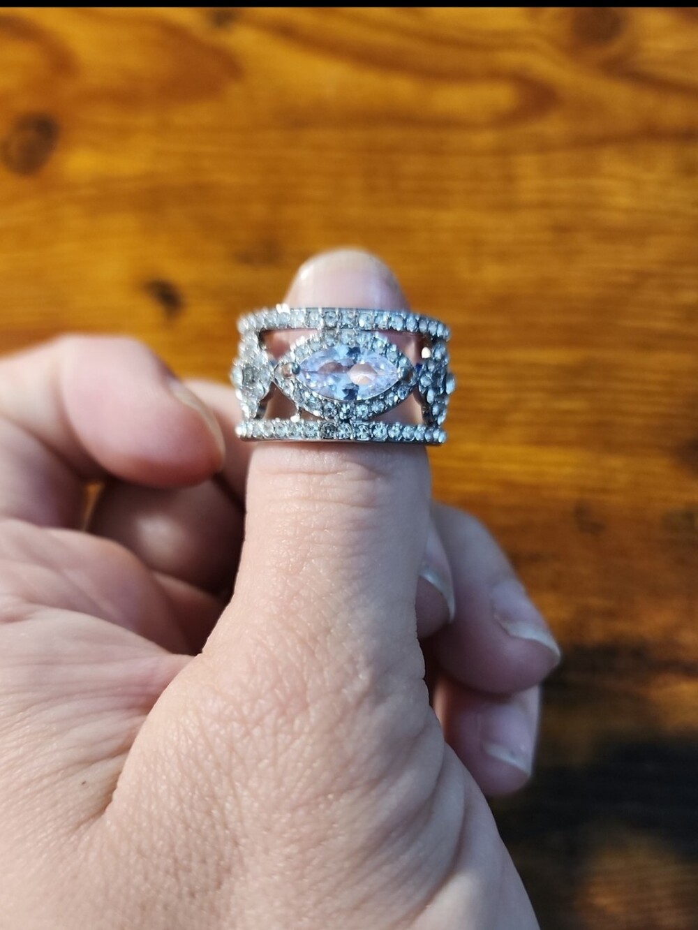 1pc 18K Silver PlatedChampagne Gemstone With Rhinestones On Sliver Ring Wedding